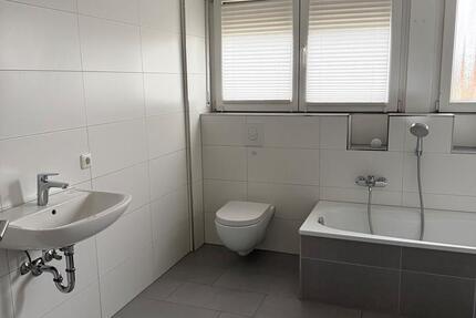 Wohnung Sommerach - 4 Zimmer, 100 m&sup2;, 1.200&euro; | Angebot:26121868