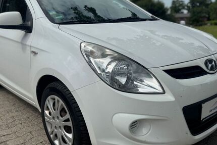 Hyundai i20 181.769 km 3.755 € Buxtehude 21614