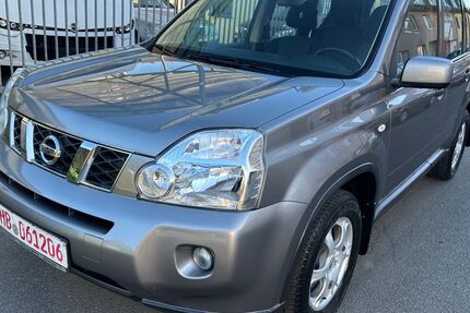 Nissan X-Trail 166.400 km 6.900 &euro; Bremen 28215