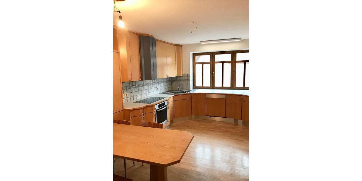 Etagenwohnung Gerolzhofen - 3 Zimmer, 93 m&sup2;, 698&euro; | Angebot:26405755
