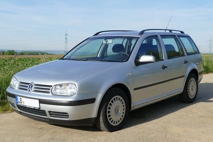 VW Golf 208.215 km 2.990 &euro; Korntal-Münchingen 70825