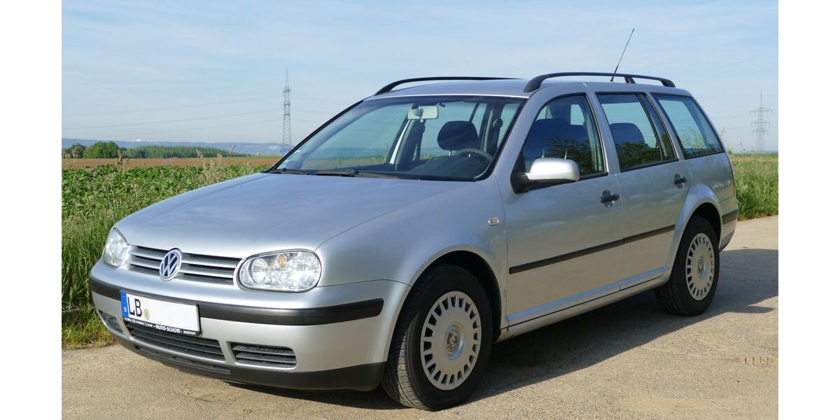 VW Golf 208.215 km 2.990 &euro; Korntal-Münchingen 70825