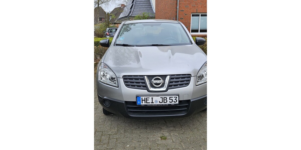 Nissan Qashqai 84.000 km 6.500 &euro; Heide 25746