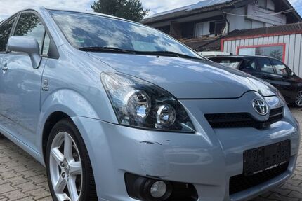 Toyota Corolla Verso 99.200 km 3.777 &euro; München 81243