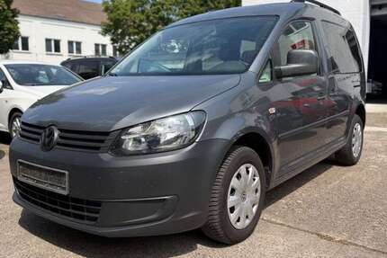 VW Caddy 243.000 km 3.990 &euro; Lage 32791