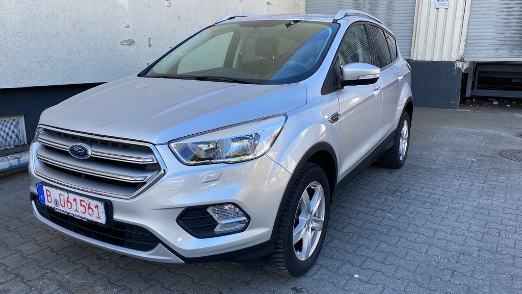 Ford Kuga 63.000 km 10.999 &euro; Berlin 12057