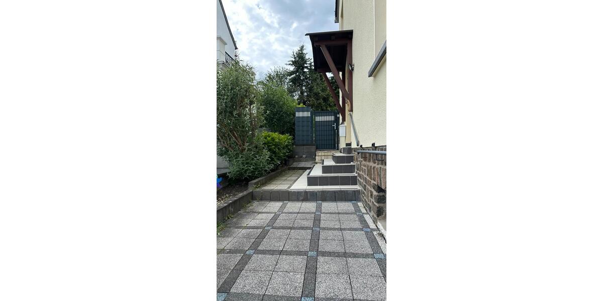 Doppelhaushälfte Kirn - 6 Zimmer, 205 m&sup2;, 165.000&euro; | Angebot:26816474