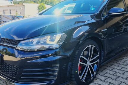 VW Golf 153.000 km 12.900 € Ebersbach an der Fils. 73061