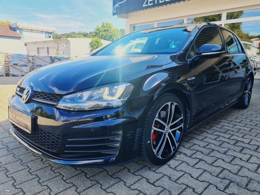 VW Golf 153.000 km 12.900 € Ebersbach an der Fils. 73061