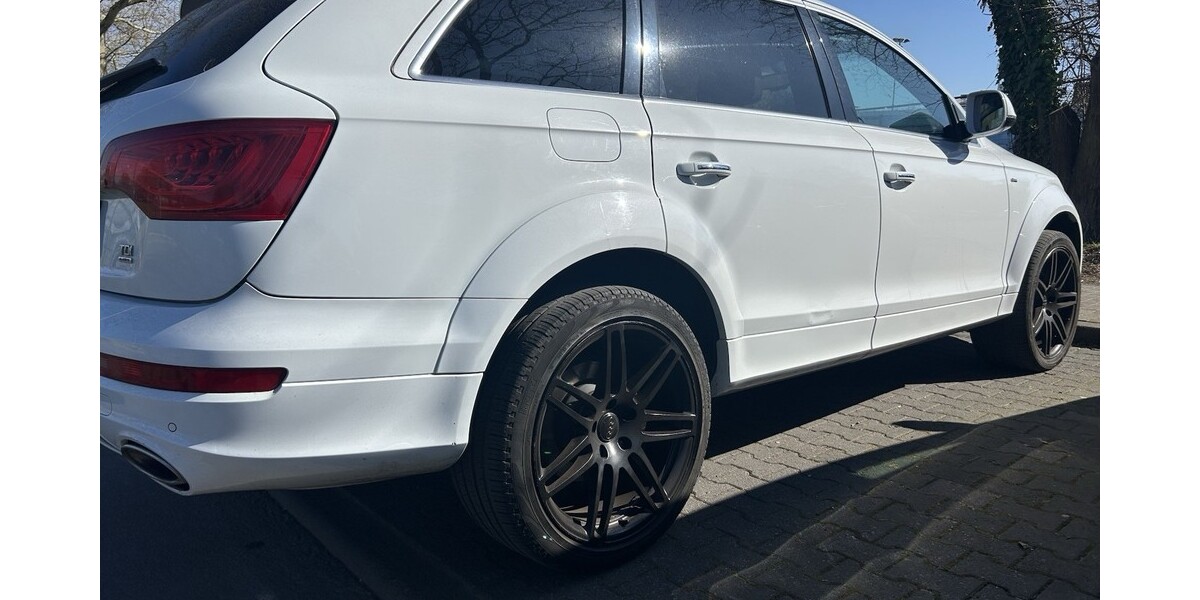 Audi Q 7 186.000 km 22.900 &euro; Wiesbaden 65183