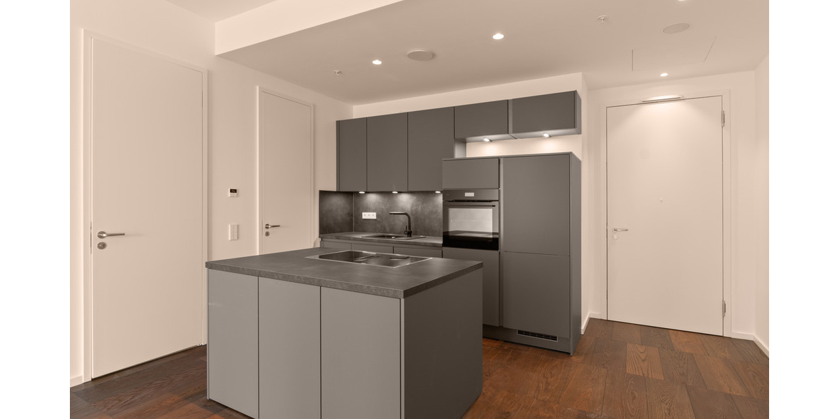 Etagenwohnung Frankfurt am Main Innenstadt - 2 Zimmer, 82 m&sup2;, 2.115&euro; | Angebot:26092972