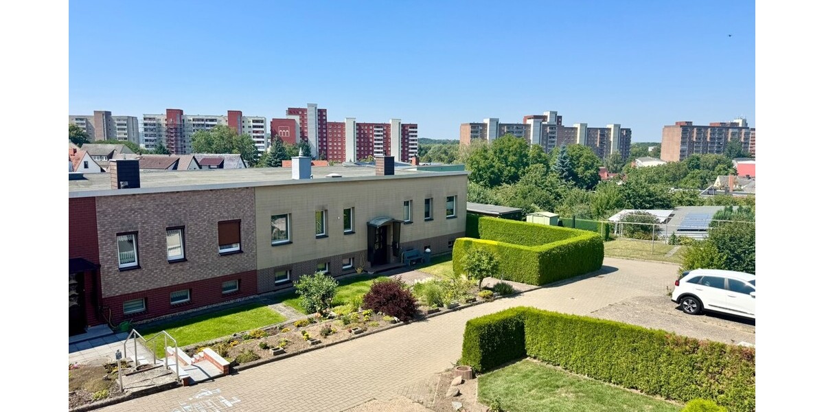 HORN IMMOBILIEN ++ RESERVIERT! Haus mit Einliegerwohnung (vermietet) in Neubrandenburg Bergstraße - Zweifamilienhaus Neubrandenburg | Angebot:27248996
