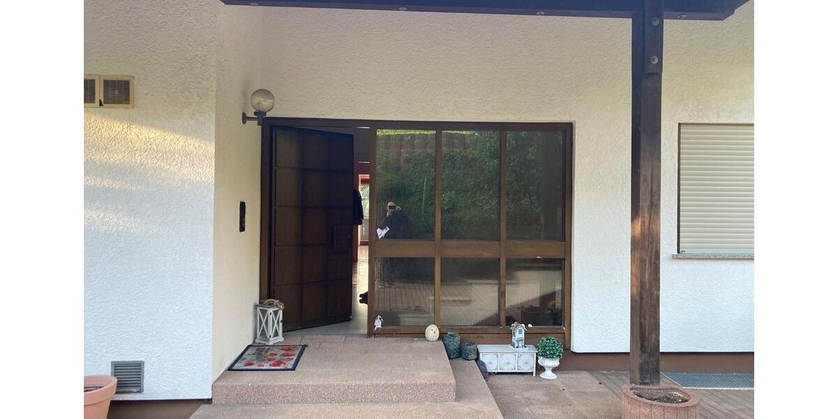 Exklusive 4,5 Zimmer Wohnung mit Luxus Einbauküche und Kamin fris 4 zimmer