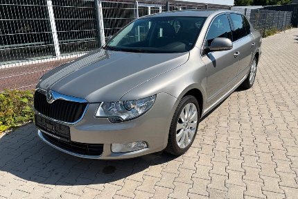 Skoda Superb 115.230 km 7.990 &euro; Dortmund 44145