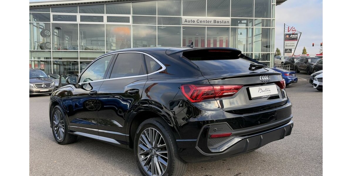 Audi Q3 35 TFSI S LINE/PANO/KAMERA/ACC/VIRTUALCOCKPIT 67.973 km 31.900 &euro; Villingen-Schwenningen 78054