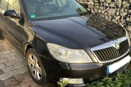 Skoda Octavia 332.000 km 1.650 &euro; Keltern 75210