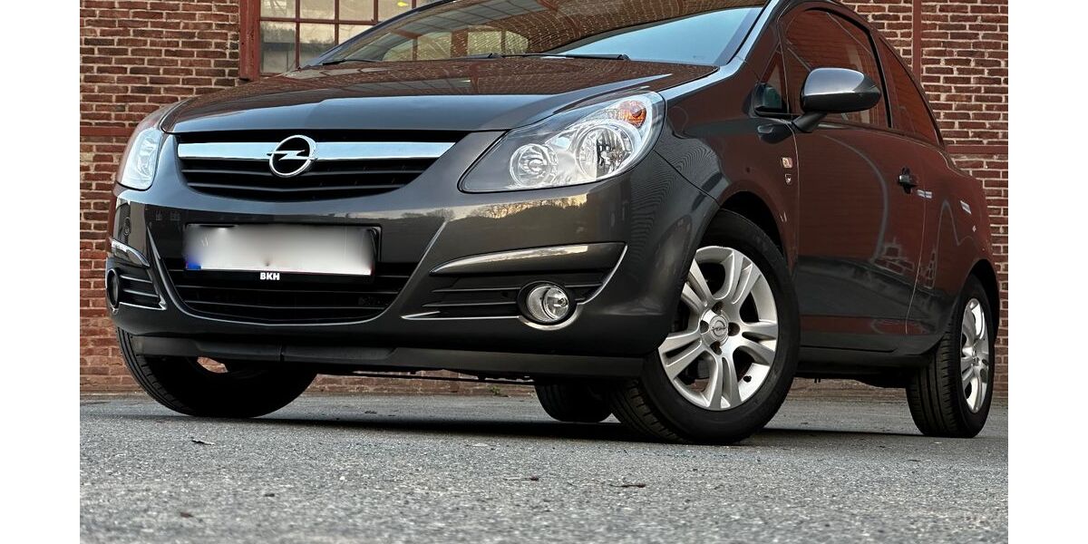 Opel Corsa 137.000 km 3.663 &euro; Siegen 57072