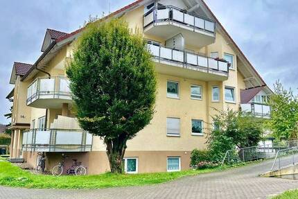 Gepflegte Eigentumswohnung mit großem Balkon - in guter Lage von Kenzingen 2 zimmer