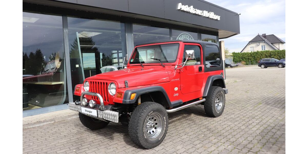 Jeep Wrangler 256.400 km 10.790 &euro; Lutherstadt Wittenberg 06888