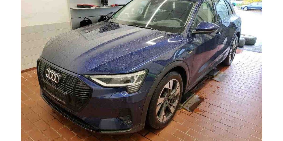 Audi e-tron 46.000 km 29.450 &euro; Bad Langensalza 99947