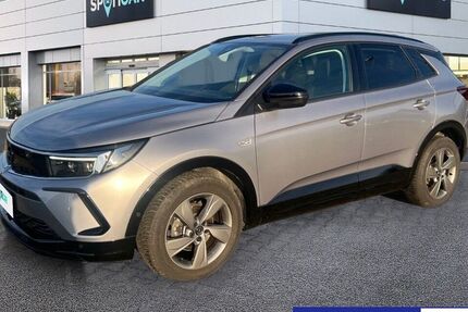 Opel Grandland (X) 8.394 km 21.990 &euro; Jüterbog 14913