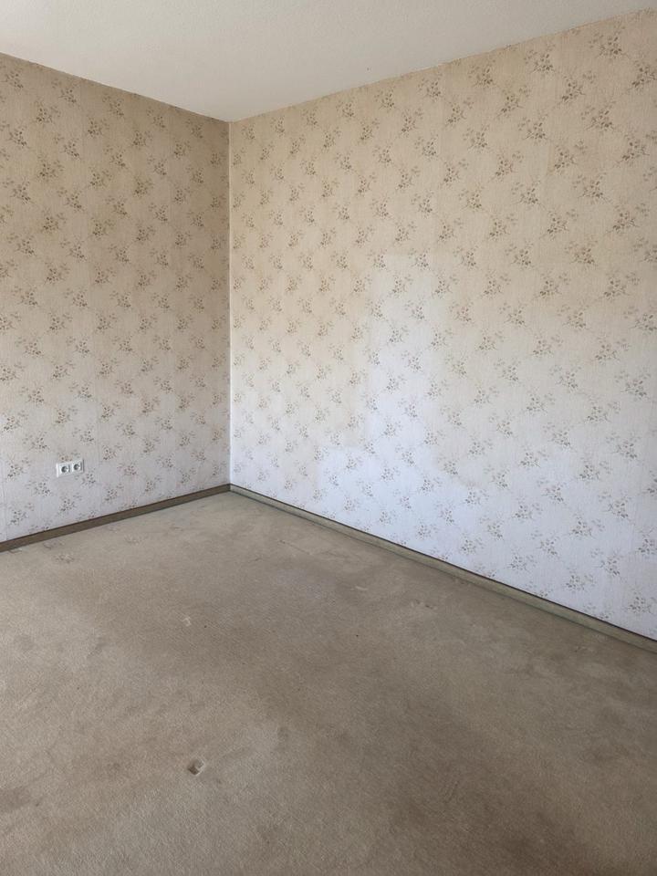 Großes Wohnhaus in schöner ländlicher Umgebung