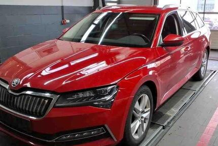 Skoda Superb 65.100 km 29.980 &euro; Magdeburg 39128