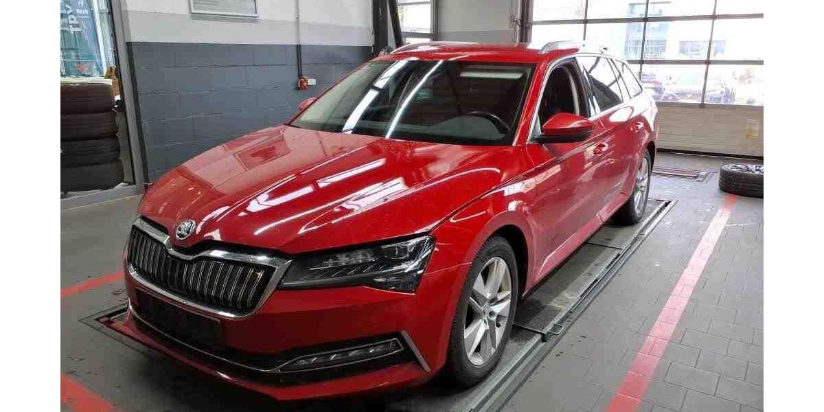Skoda Superb 65.100 km 29.980 &euro; Magdeburg 39128