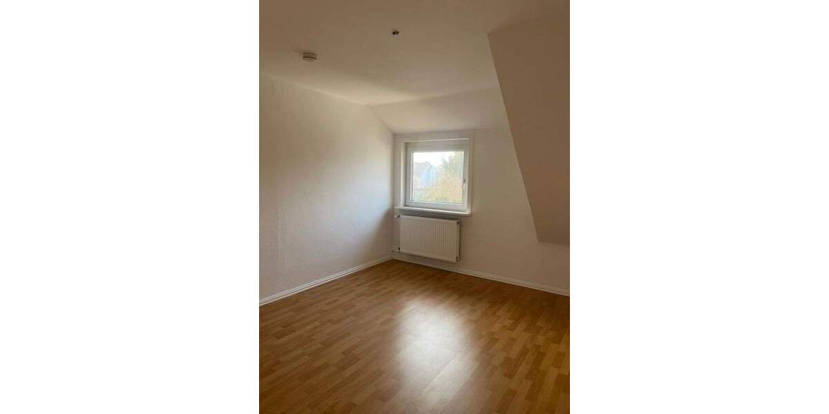 Etagenwohnung Hameln Nordstadt - 3 Zimmer, 81 m&sup2;, 735&euro; | Angebot:25752905