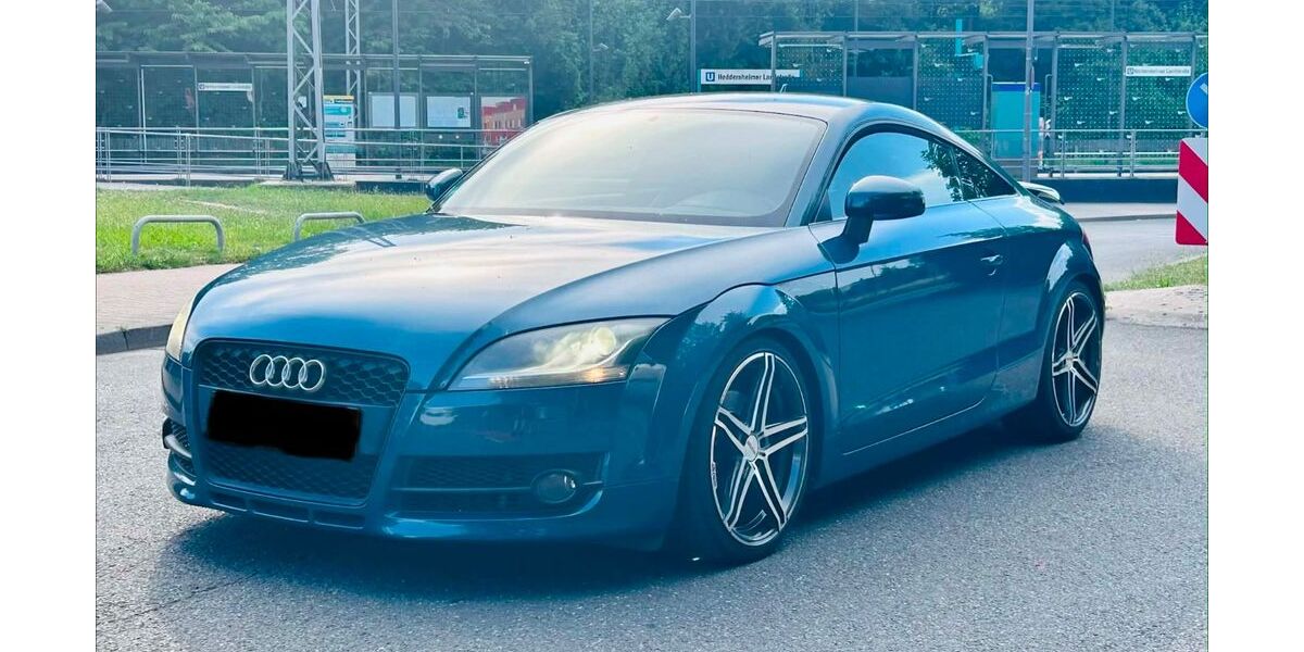 Audi TT 153.000 km 6.400 &euro; Frankfurt am Main 61476