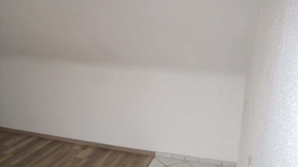 Wohnung 2 Zimmer,Wohnküche,Bad,Balkon in Wald-Michelbach Zentrum 1 zimmer