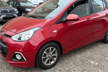 Hyundai i10 82.000 km 6.900 &euro; Saarbrücken 66115