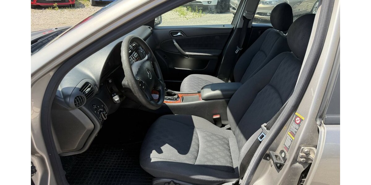 Mercedes-Benz C 220 CDI Automatik SHZ Tempomat 295.700 km 2.650 &euro; Altdorf 84032