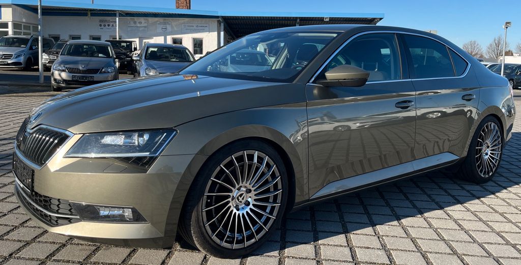 Skoda Superb 178.500 km 13.850 &euro; Kodersdorf 02923