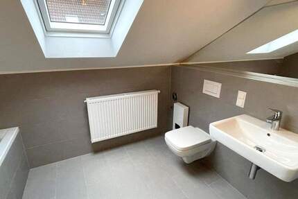 KL-City - Ruhige und modernisierte 4-Zimmerwohnung mit Einbauküche in zentraler Lage 4 zimmer