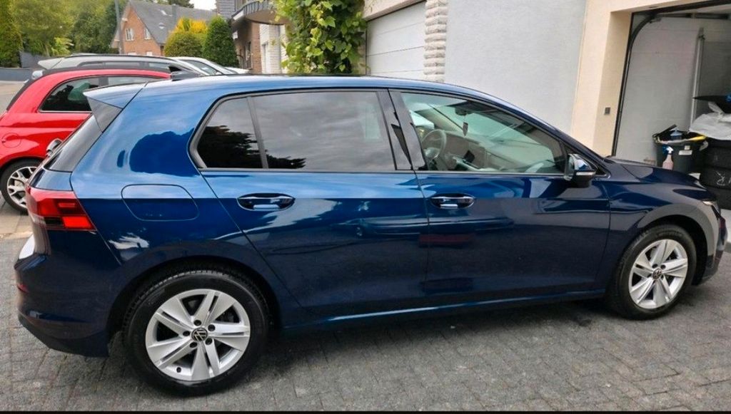 VW Golf 90.500 km 22.100 &euro; Baesweiler 52499