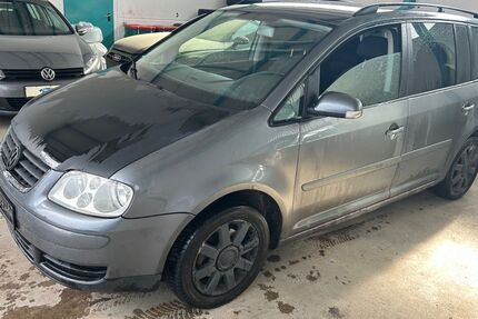 VW Touran 339.200 km 1.780 &euro; Rendsburg 24768