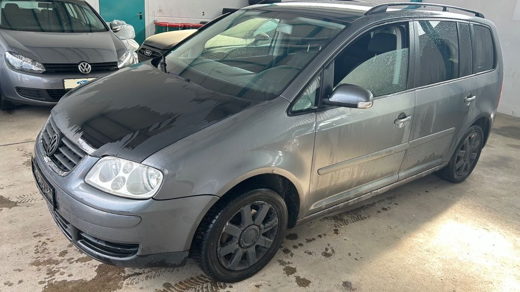 VW Touran 339.200 km 1.780 &euro; Rendsburg 24768