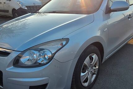 Hyundai i30 187.000 km 2.500 &euro; Hildburghausen 98646