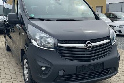 Opel Vivaro 388.760 km 9.899 &euro; Bad Harzburg 38667