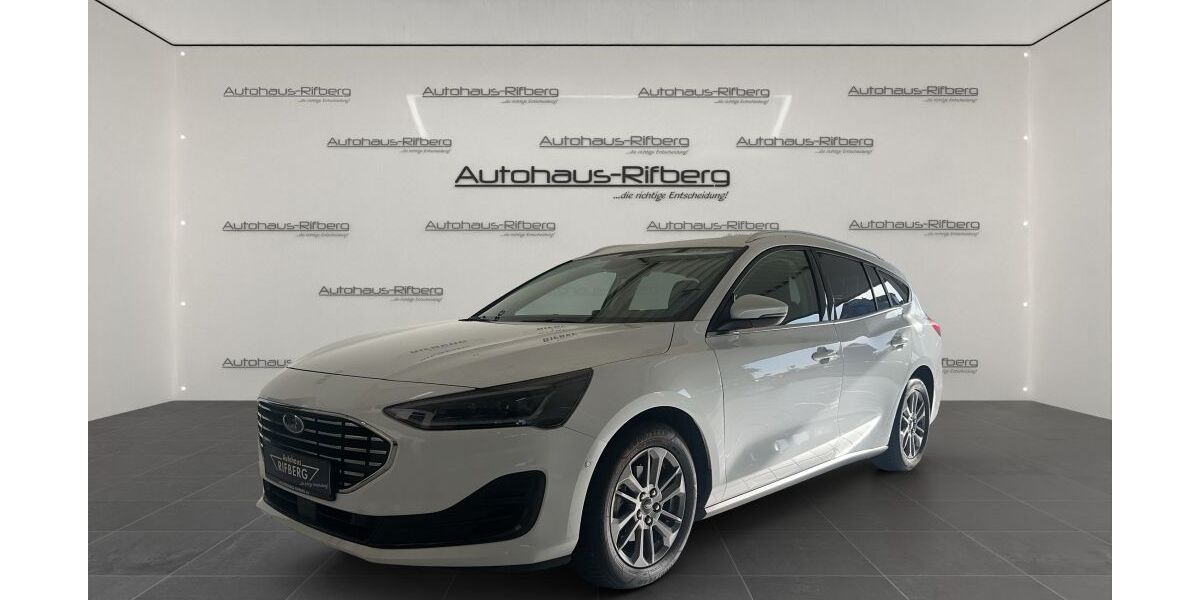 Ford Focus 25.500 km 19.890 &euro; Detmold 32758