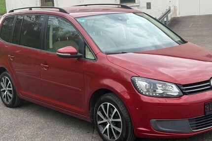 VW Touran 215.000 km 5.299 &euro; Lörrach 79541