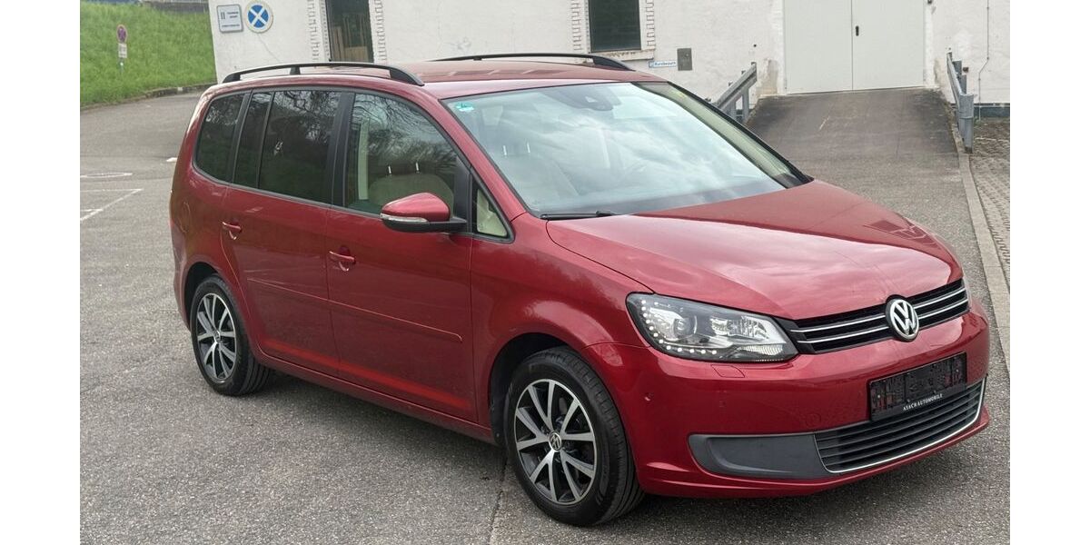 VW Touran 215.000 km 5.299 &euro; Lörrach 79541