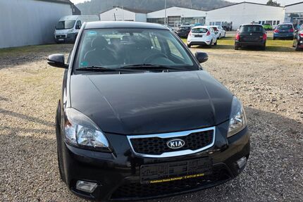 Kia Rio 158.500 km 3.599 &euro; WITTLICH 54516