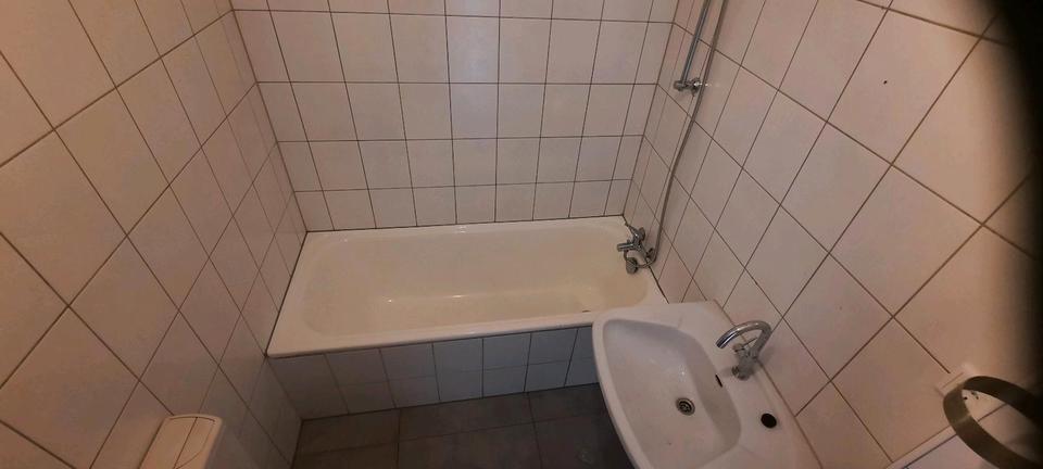Etagenwohnung Sundern (Sauerland) - 3 Zimmer, 61 m&sup2;, 350&euro; | Angebot:26316634