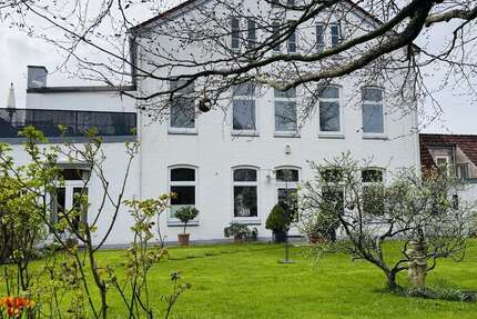 Haus Friedrichstadt - 10 Zimmer, 349 m&sup2;, 895.000&euro; | Angebot:26238144