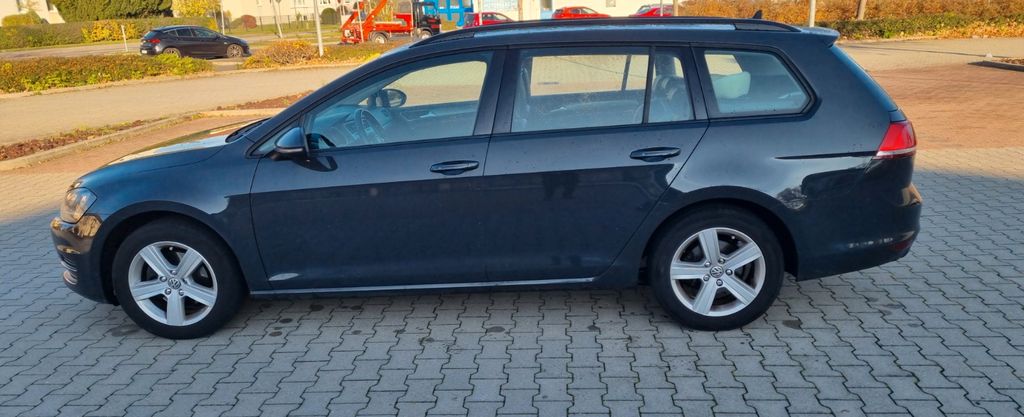 VW Golf 265.000 km 7.500 &euro; Merseburg 06217
