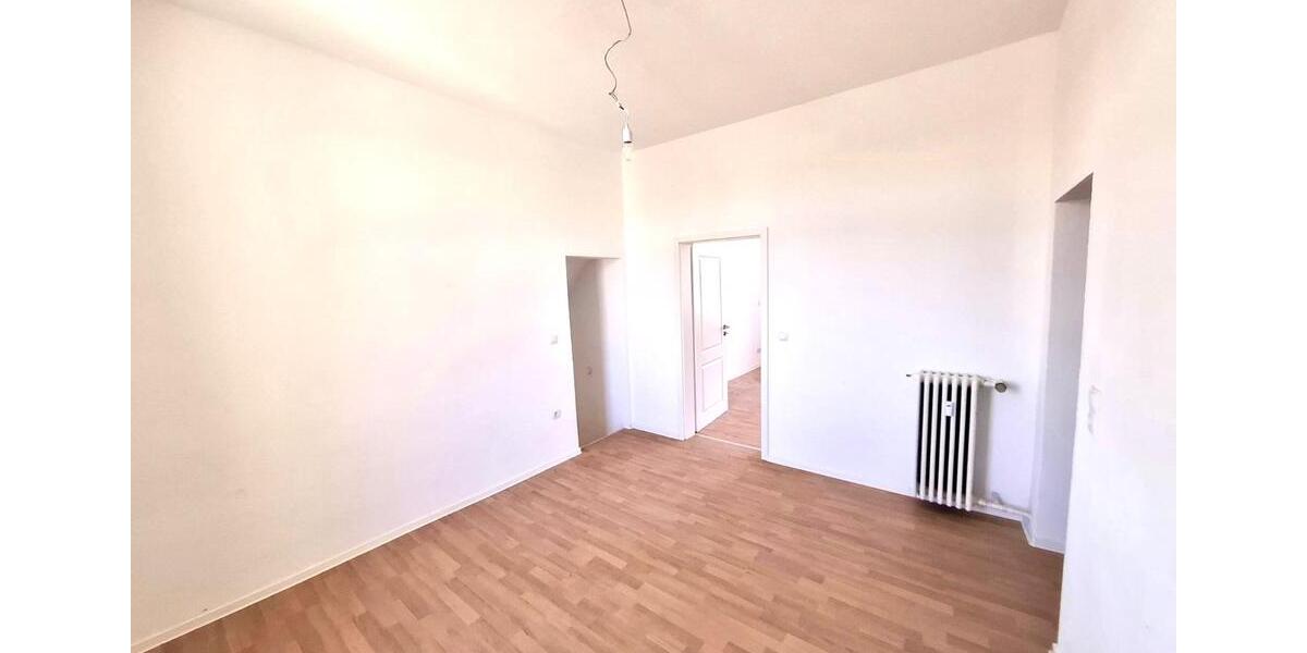 Etagenwohnung Mayen - 7 Zimmer, 172 m&sup2;, 225.000&euro; | Angebot:24670021