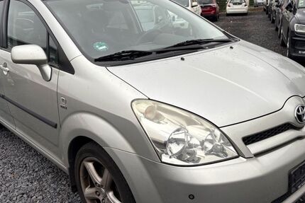 Toyota Corolla Verso 170.566 km 2.950 € Ochtendung 56299