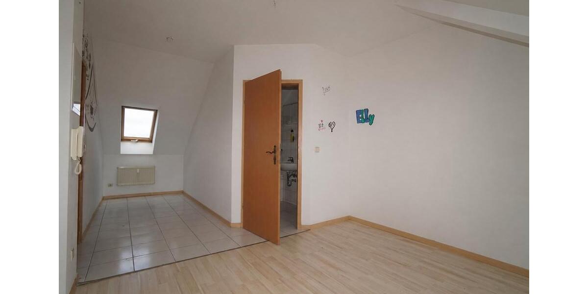 Dachgeschoßwohnung Rositz - 2 Zimmer, 30 m&sup2;, 23.900&euro; | Angebot:26455903